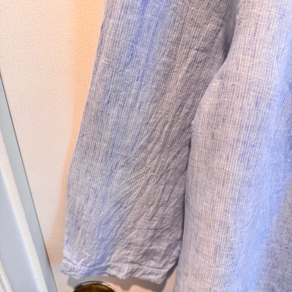 Woman's Button Up Back, Light Blue Top, Size 16, Boden - Picture 4 of 14